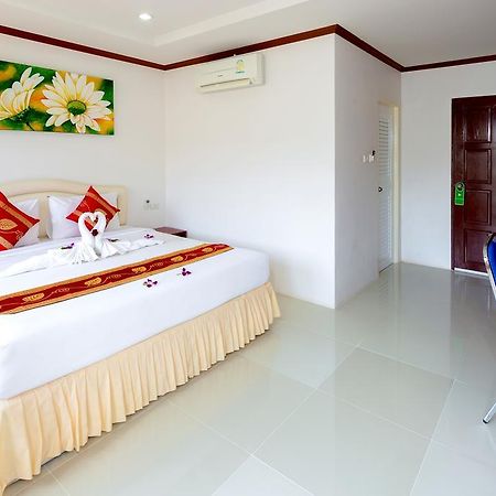 Phusita House 2 Hotel Patong Buitenkant foto